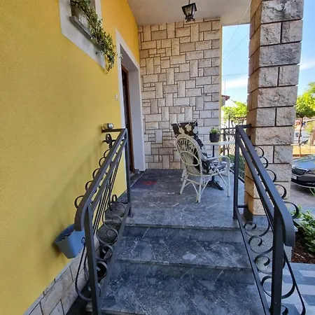App Paris 6 Apartment Umag Exterior photo