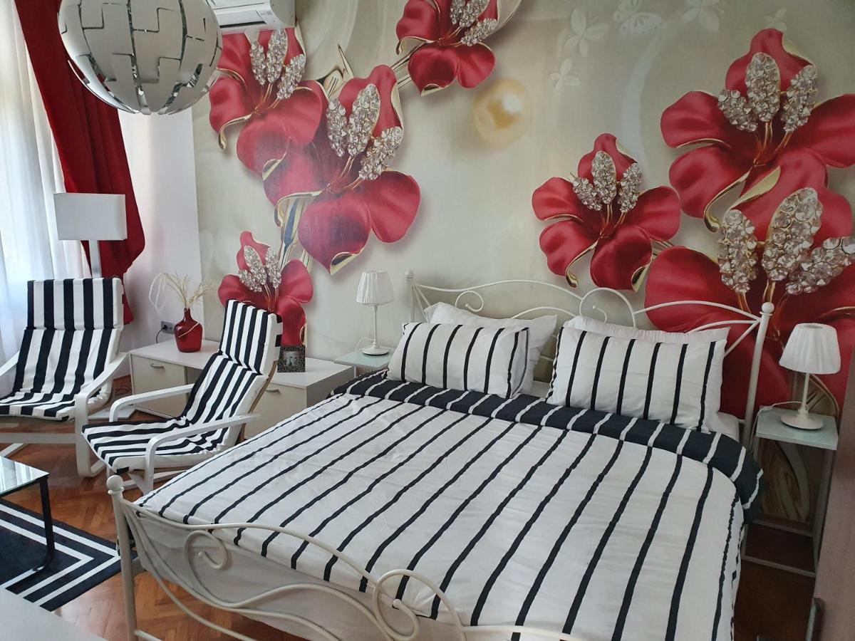 App Paris 6 Apartment